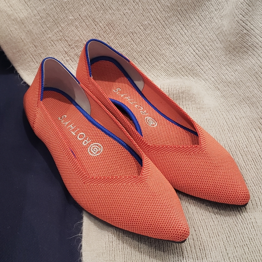 Rothy's Point, Persimmon (retired) size 8.5